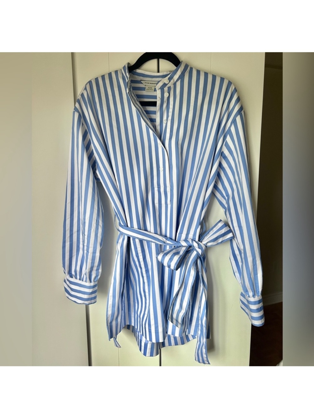 Club Monaco Light Blue and White Striped Shirt - Picture 2 of 6